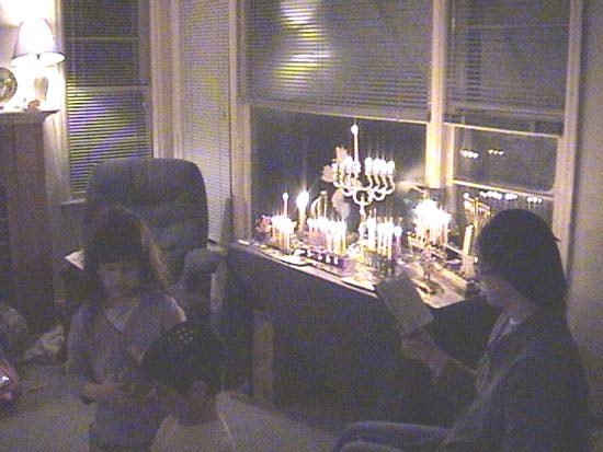 chanukah6_1.jpg